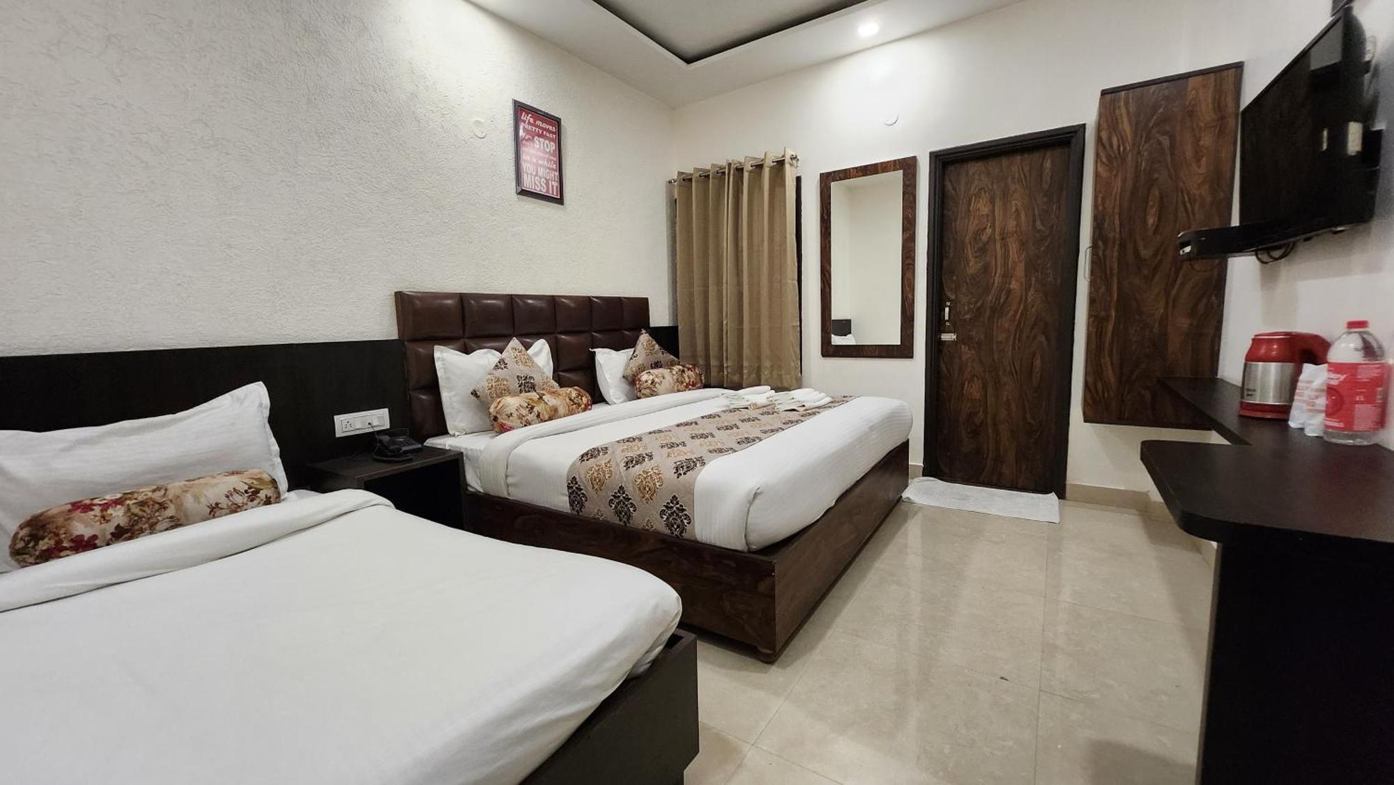 Hotel Krishna'S Near Golden Temple Amritsar Exterior foto
