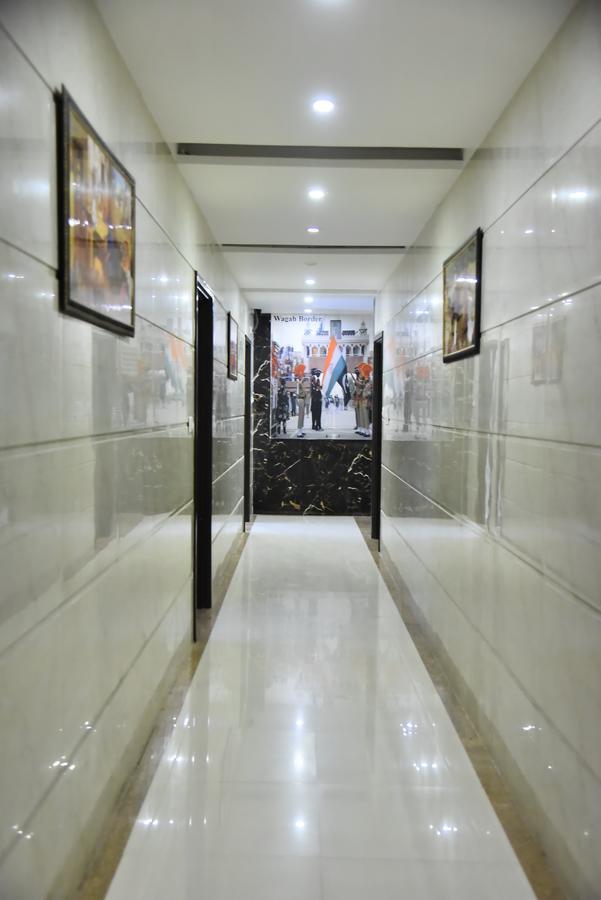 Hotel Krishna'S Near Golden Temple Amritsar Exterior foto