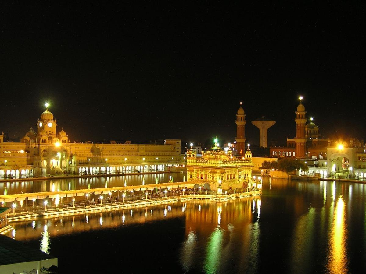 Hotel Krishnas Amritsar Exterior foto