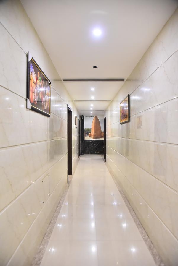 Hotel Krishna'S Near Golden Temple Amritsar Exterior foto