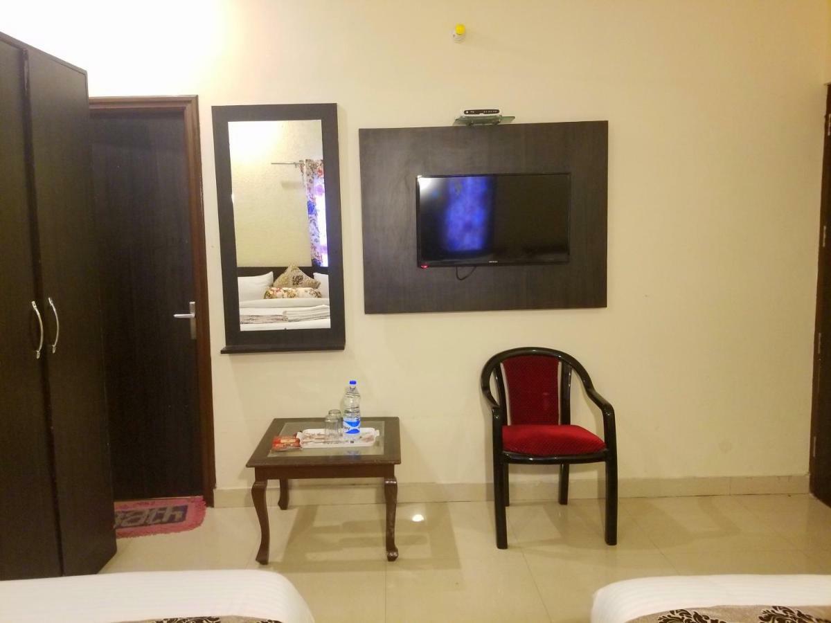 Hotel Krishna'S Near Golden Temple Amritsar Exterior foto